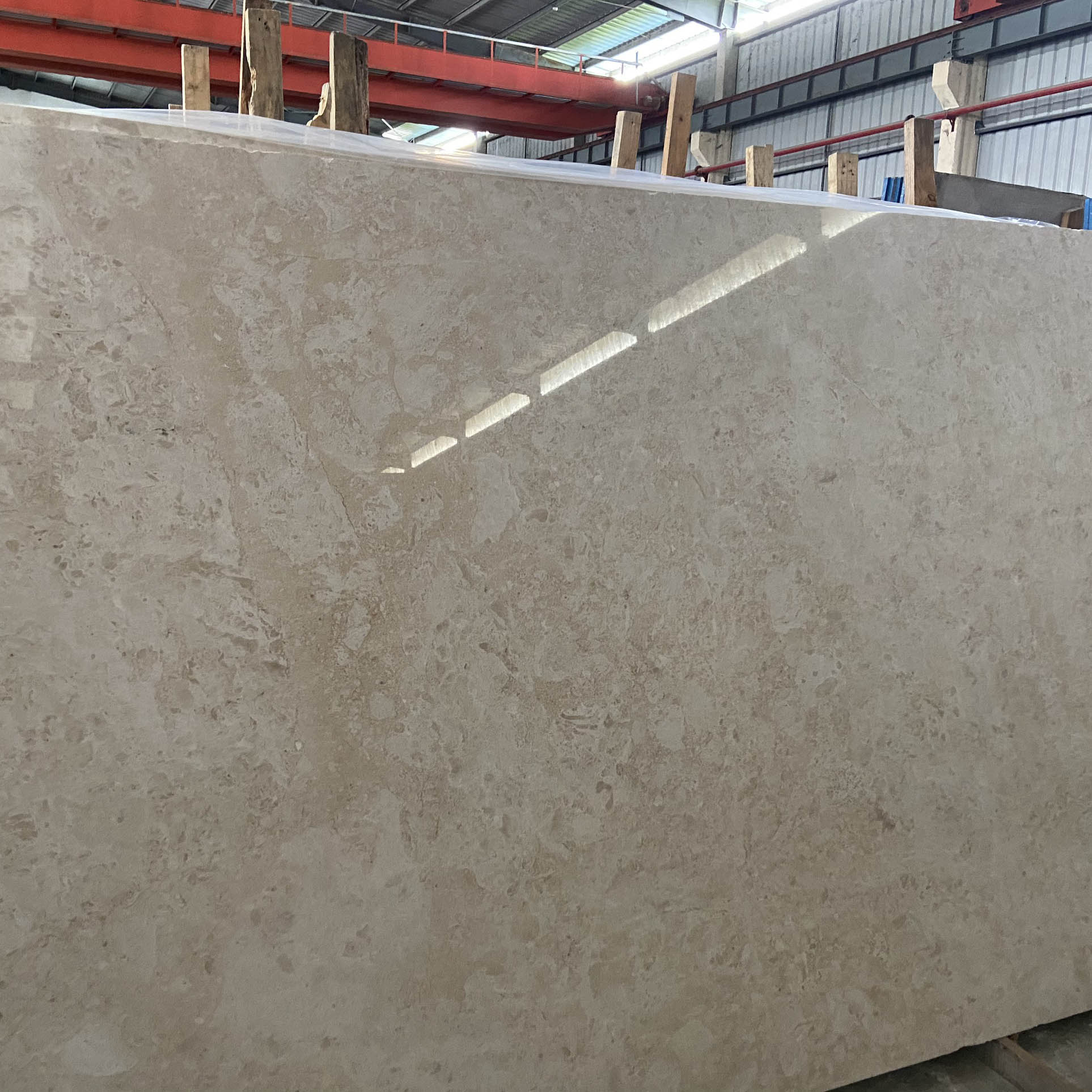 marble-crema-oman-agion (4)